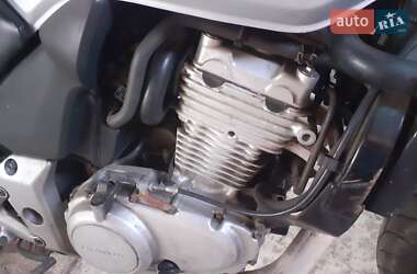 Мотоцикл Без обтекателей (Naked bike) Honda CBF 500 2004 в 