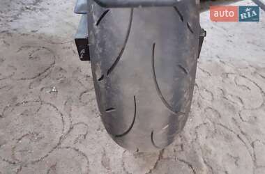 Мотоцикл Без обтекателей (Naked bike) Honda CBF 500 2004 в 
