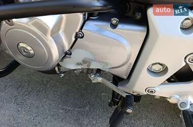 Мотоцикл Без обтекателей (Naked bike) Honda CBF 500 2004 в 