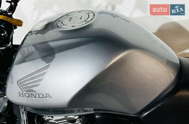 Мотоцикл Без обтекателей (Naked bike) Honda CBF 500 2006 в 