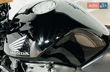 Мотоцикл Без обтекателей (Naked bike) Honda CBF 500 2004 в 