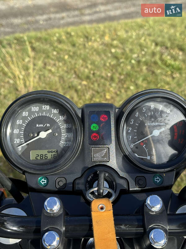 Мотоцикл Без обтекателей (Naked bike) Honda CBF 500 2004 в Черкассах