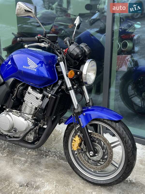 Мотоцикл Без обтекателей (Naked bike) Honda CBF 500 2005 в Ровно