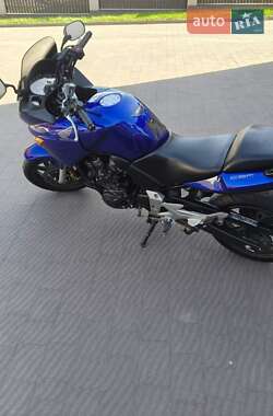 Мотоцикл Спорт-туризм Honda CBF 600 2004 в 