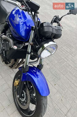 Мотоцикл Классик Honda CBF 600 2005 в 