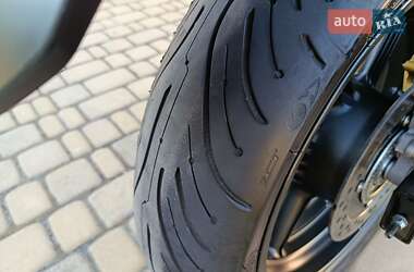 Мотоцикл Спорт-туризм Honda CBF 600 2004 в 