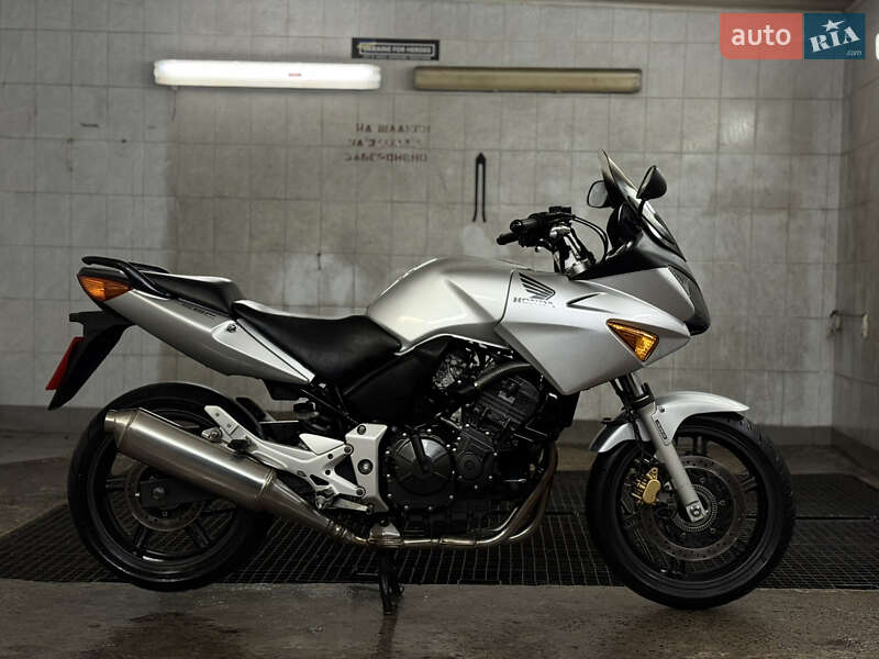 Honda CBF 600 2004