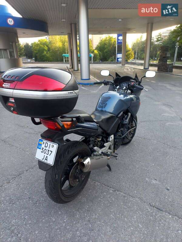 Мотоцикл Спорт-туризм Honda CBF 600S 2004 в Запорожье