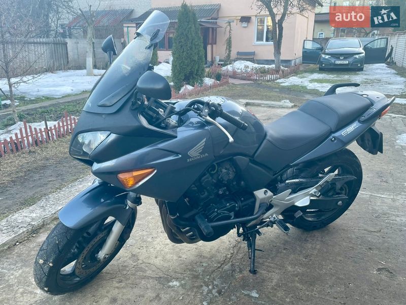 Мотоцикл Спорт-туризм Honda CBF 600S 2004 в Киеве фото 3 Мотоцикл Спорт-туризм Honda CBF 600S 2004 в Киеве