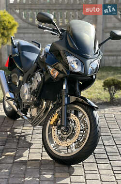 Мотоцикл Спорт-туризм Honda CBF 600SA 2008 в 
