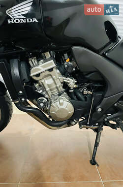 Мотоцикл Спорт-туризм Honda CBF 600SA 2009 в 