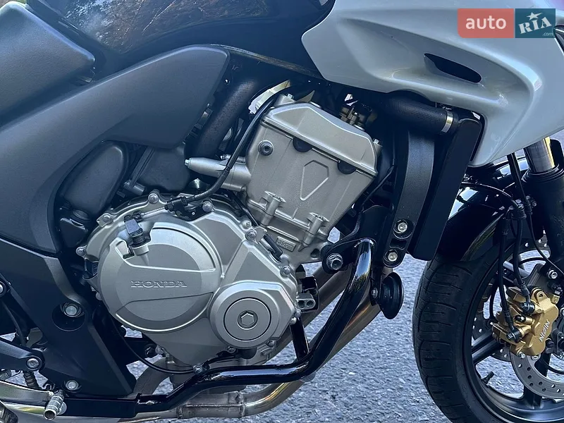 Honda CBF 600SA 2010 VIN ZDCPC43B0AF049627 фото оголошення 6 з 35