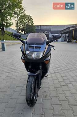 Мотоцикл Спорт-туризм Honda CBR 1000F 1993 в 