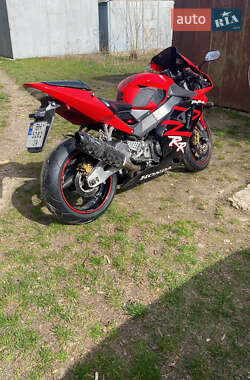 Спортбайк Honda CBR 1000F 2002 в 