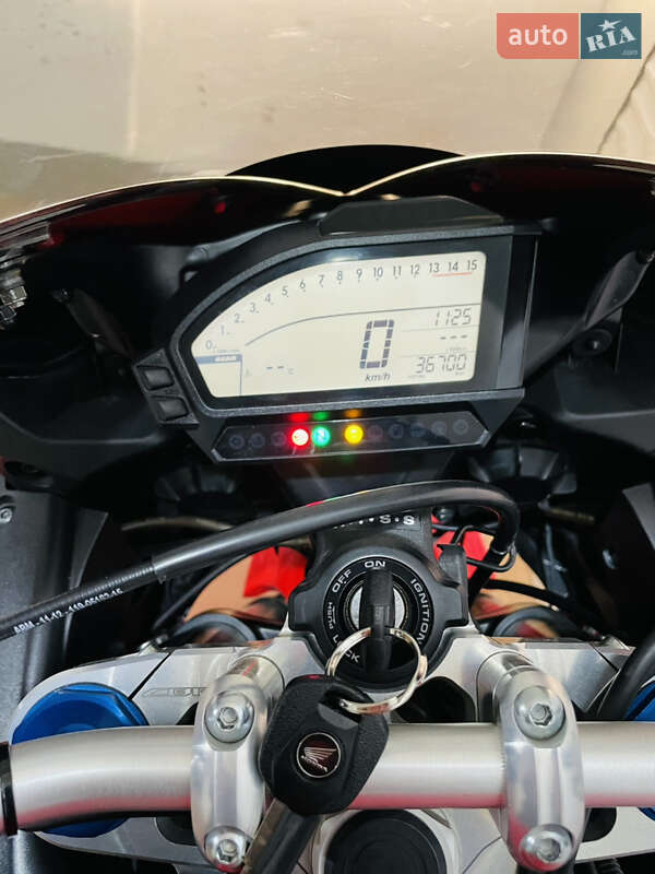 Спортбайк Honda CBR 1000RR 2012 в Києві