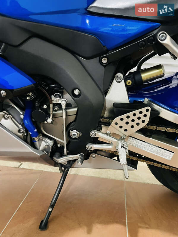 Спортбайк Honda CBR 1000RR 2007 в Киеве