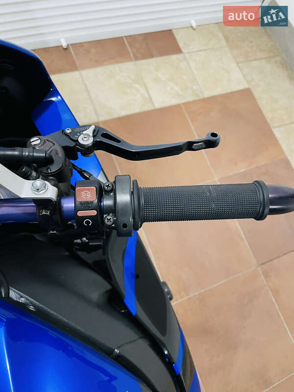Спортбайк Honda CBR 1000RR 2007 в Киеве