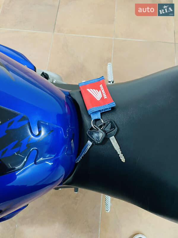 Спортбайк Honda CBR 1000RR 2007 в Киеве