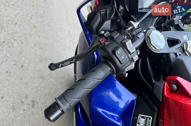 Спортбайк Honda CBR 1000RR 2023 в 