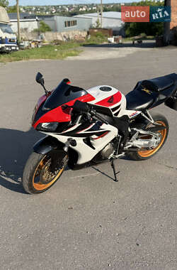 Спортбайк Honda CBR 1000RR 2004 в Хмельницком