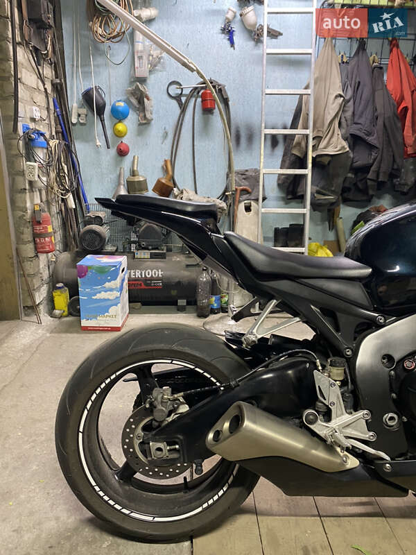 Спортбайк Honda CBR 1000RR 2008 в Богдановке