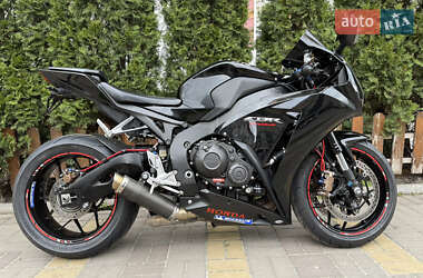 Спортбайк Honda CBR 1000RR 2013 в Киеве