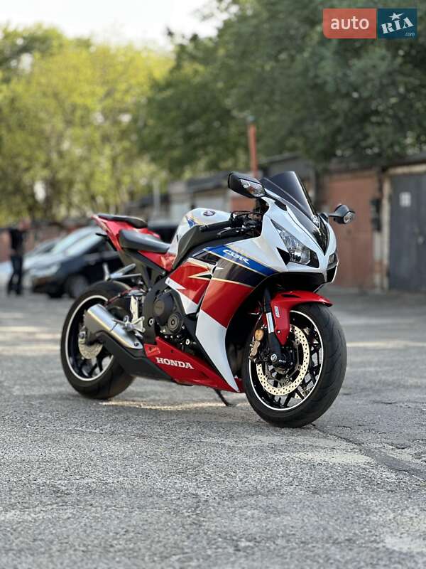 Honda CBR 1000RR 2016