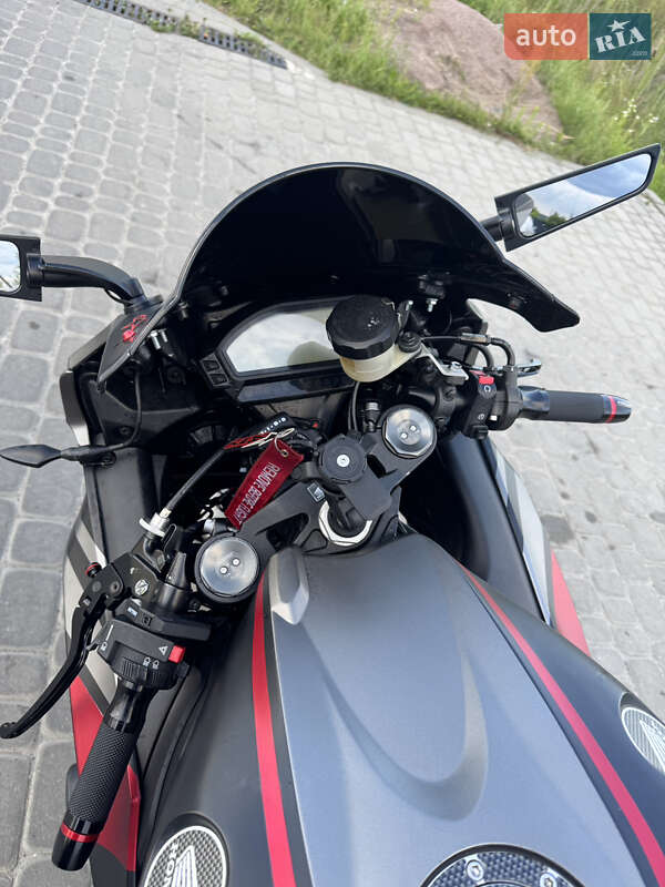 Спортбайк Honda CBR 1000RR 2012 в Жовкві
