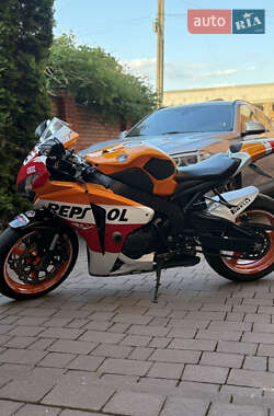 Спортбайк Honda CBR 1000RR 2011 в Ровно