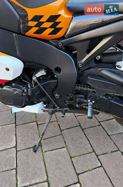 Спортбайк Honda CBR 1000RR 2011 в 
