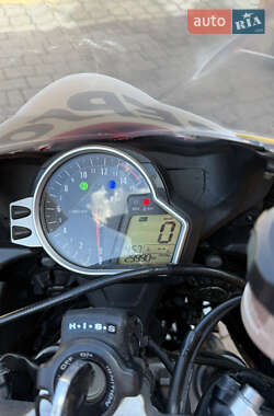 Спортбайк Honda CBR 1000RR 2011 в 