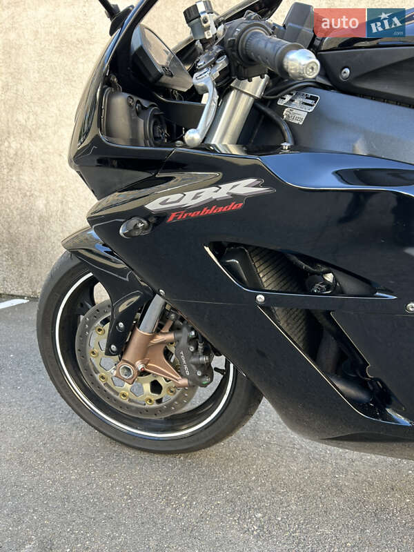 Спортбайк Honda CBR 1000RR 2004 в Києві