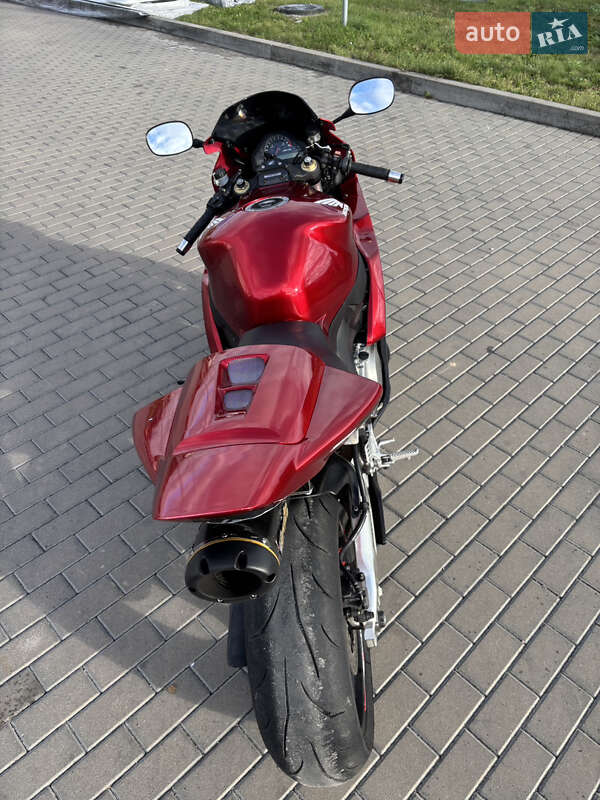 Спортбайк Honda CBR 1000RR 2005 в Вінниці