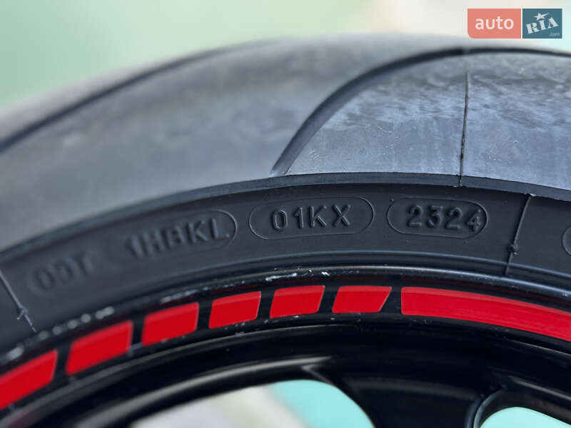 Спортбайк Honda CBR 1000RR 2010 в Одесі фото 27 Спортбайк Honda CBR 1000RR 2010 в Одесі