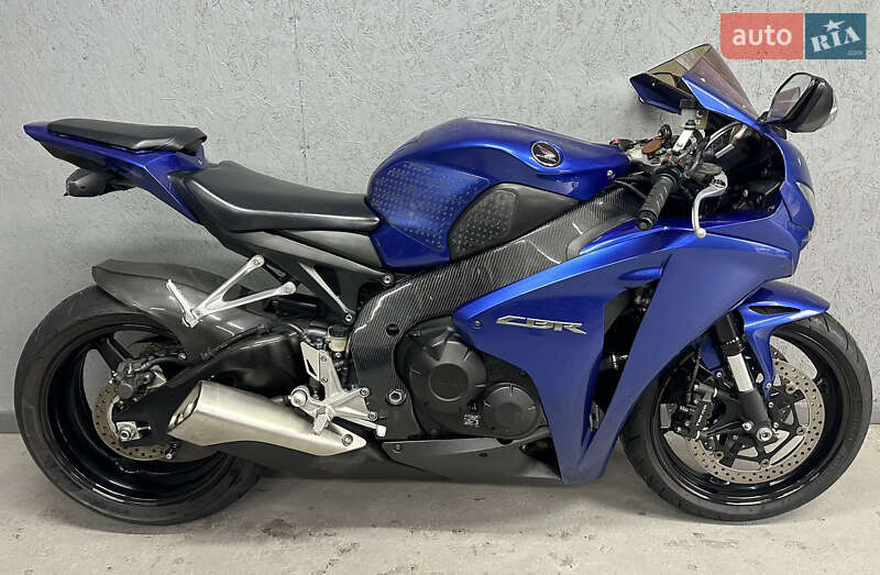 Спортбайк Honda CBR 1000RR 2008 в Ніжині фото 2 Спортбайк Honda CBR 1000RR 2008 в Ніжині