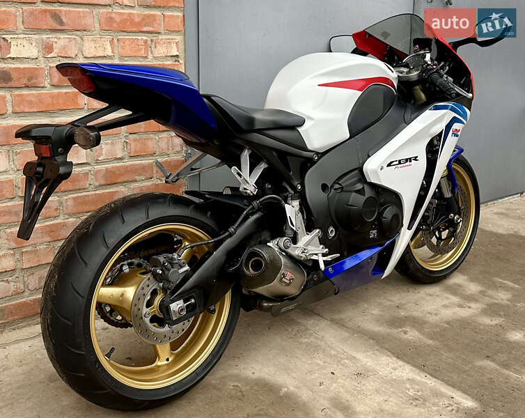 Спортбайк Honda CBR 1000RR 2008 в Ніжині