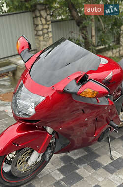Мотоцикл Спорт-туризм Honda CBR 1100XX Blackbird 2002 в  фото 3 Мотоцикл Спорт-туризм Honda CBR 1100XX Blackbird 2002 в