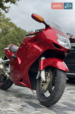 Мотоцикл Спорт-туризм Honda CBR 1100XX Blackbird 2002 в  фото 11 Мотоцикл Спорт-туризм Honda CBR 1100XX Blackbird 2002 в