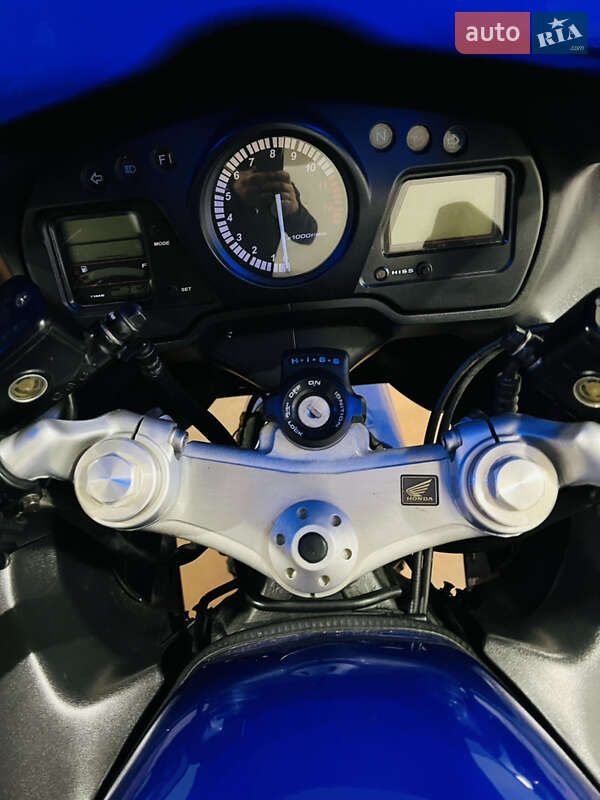 Мотоцикл Спорт-туризм Honda CBR 1100XX Blackbird 2003 в Києві