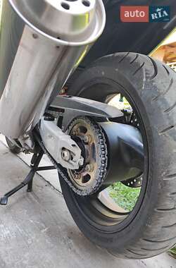 Спортбайк Honda CBR 1100XX 2001 в 