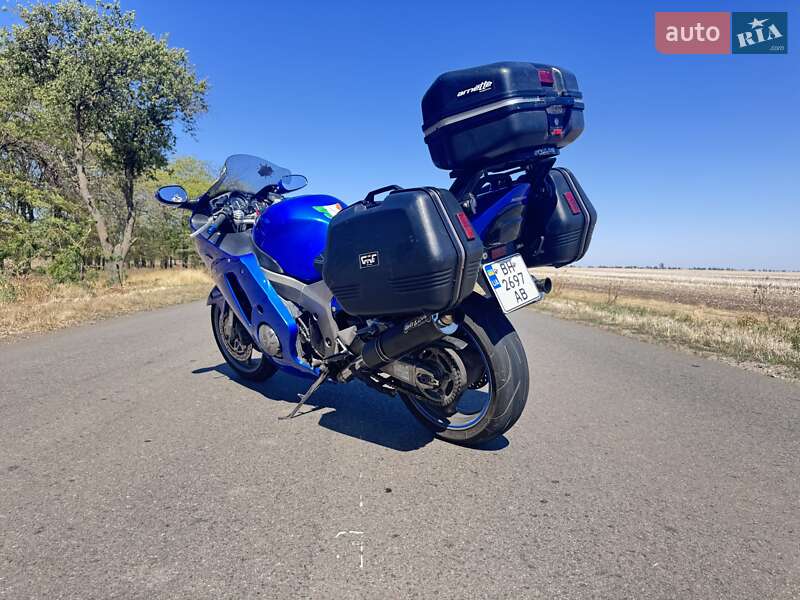 Спортбайк Honda CBR 1100XX 2000 в Татарбунарах