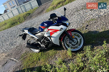 Мотоцикл Многоцелевой (All-round) Honda CBR 250R 2012 в 