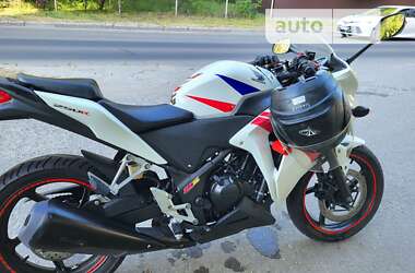 Спортбайк Honda CBR 250R 2014 в Українці