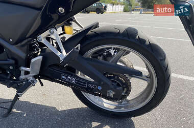 Мотоцикл Многоцелевой (All-round) Honda CBR 250R 2012 в 