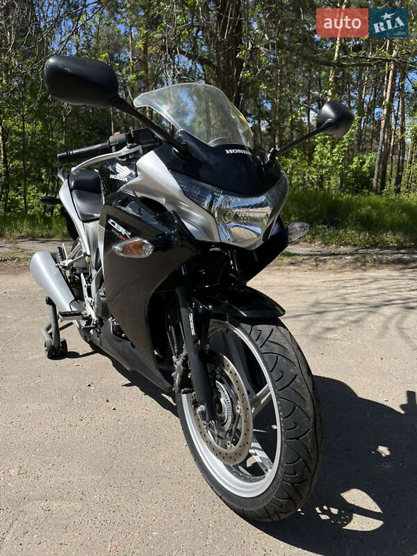 Мотоцикл Спорт-туризм Honda CBR 250R 2011 в Киеве