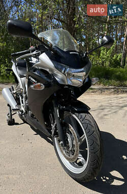 Мотоцикл Спорт-туризм Honda CBR 250R 2011 в 