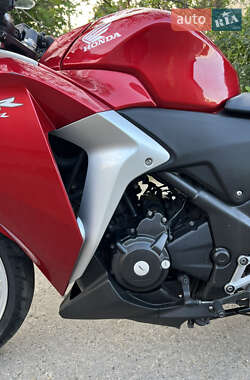 Мотоцикл Спорт-туризм Honda CBR 250R 2011 в 