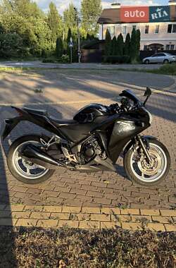 Спортивні снігоходи Honda CBR 250R 2012 в Києві