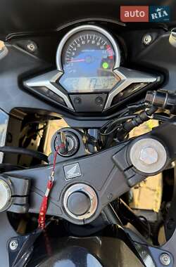 Спортивные снегоходы Honda CBR 250R 2012 в 