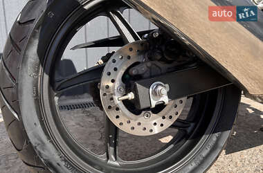 Мотоцикл Без обтекателей (Naked bike) Honda CBR 250R 2015 в 